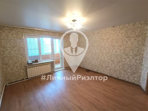 2-к квартира, 1/3 эт., 50м²