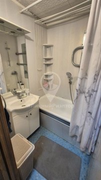 1-к квартира, 6/9 эт., 33м²