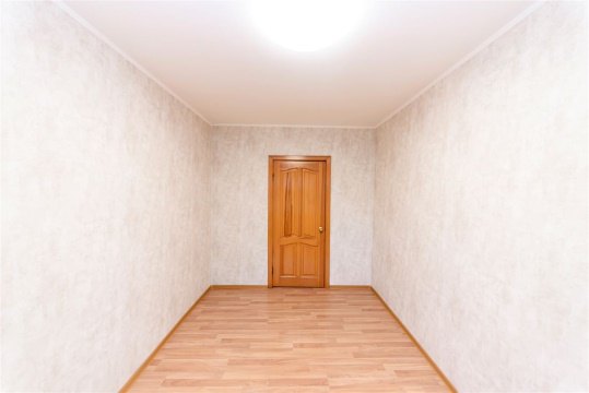 3-к квартира, 1/7 эт., 70м²