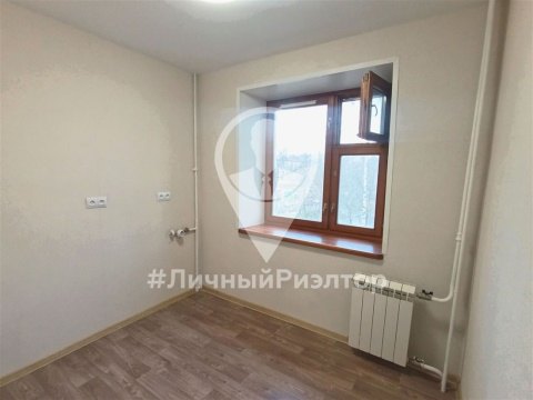 3-к квартира, 4/5 эт., 60м²