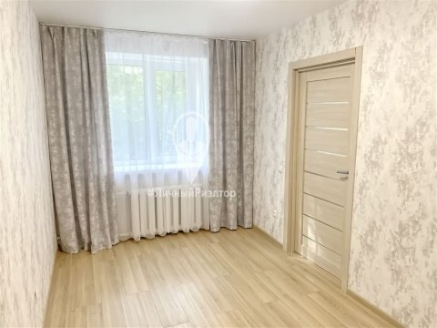 2-к квартира, 2/5 эт., 44м²